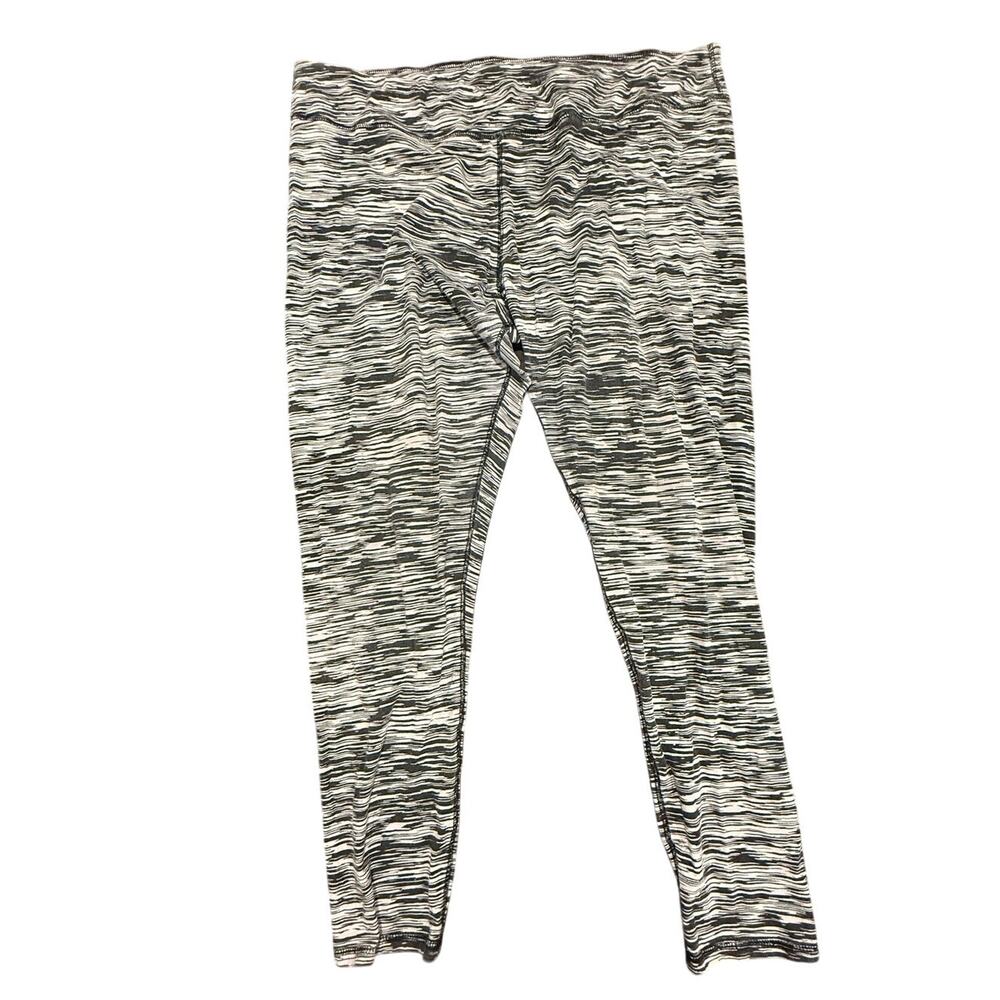 Cato Woman Space Dye Athletic Leggings Plus Size 18/20W Black White Stretch
